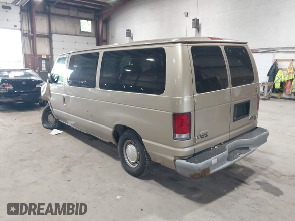 2000 Ford Econoline Passenger XL z VIN 1FMRE1129YHA94046, wystawiony jako IAAI lot #42240740 z przebiegiem 215 936 mil mil oraz . Historia ofert i sprzedaży dostępna na DreamBid. Obrazek 3.