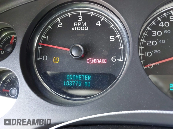 2007 Chevrolet Suburban LT with VIN 3GNFC16017G185557, listed as a IAAI auction lot 42487931 with 103,775 mi miles and . Bid and sale history available at DreamBid. Image 7.