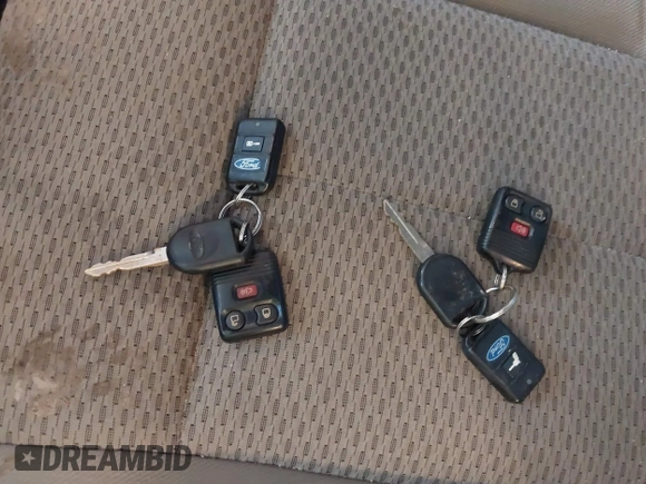 2010 Ford F-150 XL с VIN 1FTEW1E82AFA31046, выставлен на аукционе IAAI как лот 42158777 с пробегом 204 171 миль миль и . История ставок и продаж доступна на DreamBid. Изображение 11.