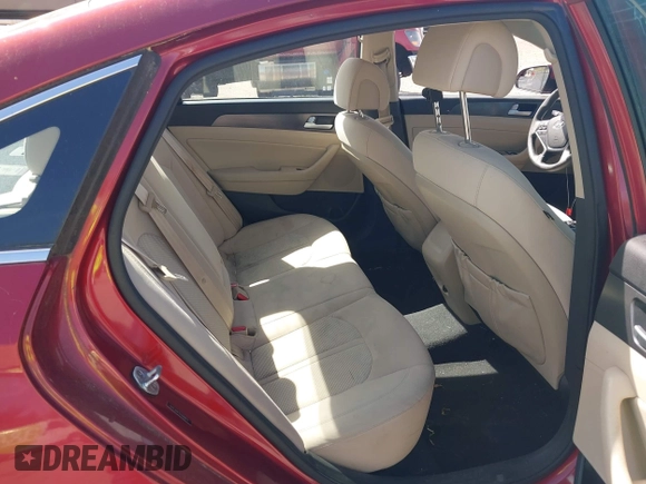 2015 Hyundai Sonata Limited with VIN 5NPE34AF7FH088872, listed as a IAAI auction lot 42105320 with 151,622 mi miles and . Bid and sale history available at carsss.com. Image 8.