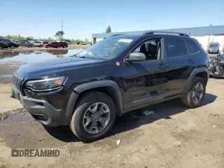 2019 Jeep Cherokee Trailhawk with VIN 1C4PJMBX8KD363445, listed as a Copart auction lot 56057015 with 86,188 mi miles and Clean title. Bid and sale history available at DreamBid. Image 1.
