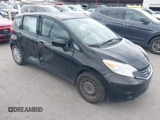 2015 Nissan Note S z VIN 3N1CE2CP8FL394378, wystawiony jako IAAI lot #42070645 z przebiegiem 68 667 mil mil oraz . Historia ofert i sprzedaży dostępna na DreamBid. Obrazek 1.
