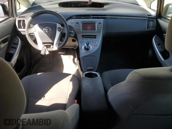 2015 Toyota Prius Four with VIN JTDKN3DU4F0460084, listed as a Copart auction lot 49380005 with 135,505 mi miles and Clean Title. Bid and sale history available at DreamBid. Image 8.