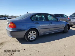 2004 BMW 3 Series 325i with VIN WBAEV33484KL62317, listed as a Copart auction lot 47409835 with 209,930 mi miles and Clean Title. Bid and sale history available at carsss.com. Image 3.
