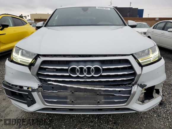2017 Audi Q7 Premium Plus with VIN WA1LAAF78HD006664, listed as a Copart auction lot 55680185 with 116,227 mi miles and Salvage Title. Bid and sale history available at DreamBid. Image 5.