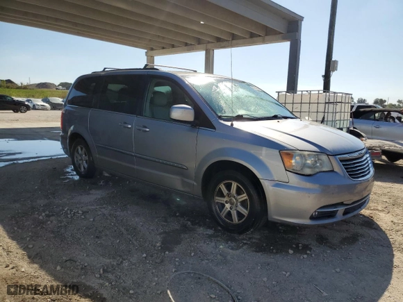 2013 Chrysler Town & Country Touring with VIN 2C4RC1BG6DR556369, listed as a Copart auction lot 48844265 with 245,691 mi miles and Clean Title. Bid and sale history available at carsss.com. Image 4.