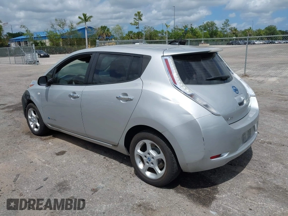2012 Nissan LEAF SL with VIN JN1AZ0CP0CT018121, listed as a IAAI auction lot 42156923 with 116,605 mi miles. Bid and sale history available at carsss.com. Image 3.