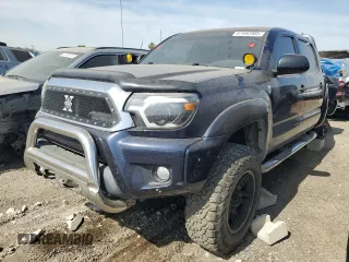 2013 Toyota Tacoma PreRunner z VIN 3TMJU4GN1DM143219, wystawiony jako Copart lot #57492905 z przebiegiem 131 898 mil mil oraz Szkoda całkowita • Salvage title. Historia ofert i sprzedaży dostępna na DreamBid. Obrazek 1.