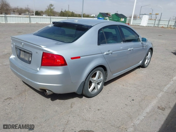 2005 Acura TL with VIN 19UUA66225A042361, listed as a IAAI auction lot 41795900 with 236,371 mi miles. Bid and sale history available at carsss.com. Image 4.