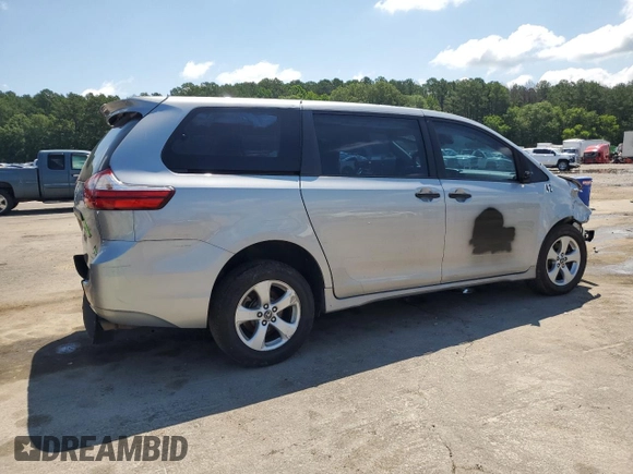 2018 Toyota Sienna L with VIN 5TDZZ3DCXJS928724, listed as a Copart auction lot 58067154 with 233,628 mi miles and Salvage Title. Bid and sale history available at DreamBid. Image 3.