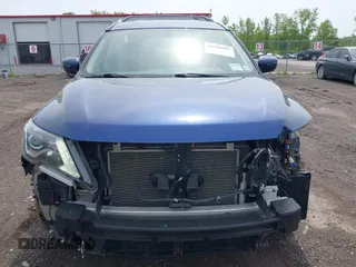 2019 Nissan Pathfinder SV z VIN 5N1DR2MM7KC617117, wystawiony jako IAAI lot #42342685 z przebiegiem 98 013 mil mil oraz . Historia ofert i sprzedaży dostępna na DreamBid. Obrazek 6.