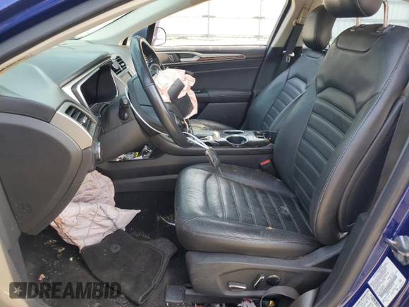 2013 Ford Fusion SE Hybrid z VIN 3FA6P0LU8DR295297, wystawiony jako Copart lot #61830065 z przebiegiem 190 096 mil mil oraz Czysty tytuł • Clean title. Historia ofert i sprzedaży dostępna na DreamBid. Obrazek 7.