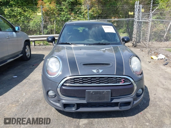 2017 MINI Hardtop 4 Door Cooper S z VIN WMWXU3C52H2D32498, wystawiony jako IAAI lot #42000212 z przebiegiem 70 231 mil mil oraz . Historia ofert i sprzedaży dostępna na DreamBid. Obrazek 12.