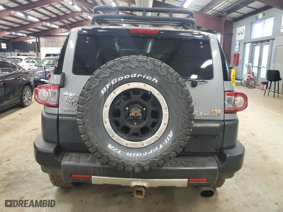 2013 Toyota FJ Cruiser with VIN JTEBU4BFXDK158261, listed as a Copart auction lot 47165285 with 152,076 mi miles and Clean Title. Bid and sale history available at carsss.com. Image 6.