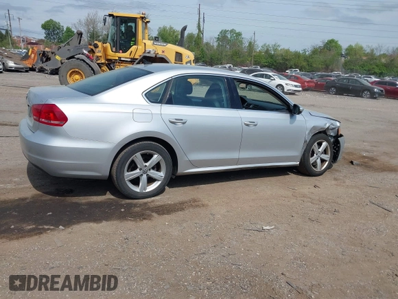 2012 Volkswagen Passat SE with VIN 1VWBP7A32CC101143, listed as a IAAI auction lot 42124955 with 64,843 mi miles. Bid and sale history available at carsss.com. Image 4.