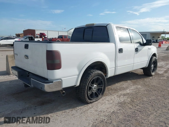 2004 Ford F-150 XLT with VIN 1FTPW14534KA76055, listed as a IAAI auction lot 42622738 with 261,520 mi miles and . Bid and sale history available at DreamBid. Image 4.
