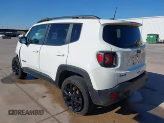 2023 Jeep Renegade Altitude z VIN ZACNJDE12PPP41358, wystawiony jako IAAI lot #40905494 z przebiegiem 4 102 mil mil oraz . Historia ofert i sprzedaży dostępna na DreamBid. Obrazek 3.