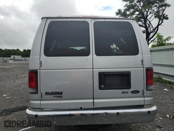 2011 Ford Econoline Passenger XL z VIN 1FBSS3BL5BDB10912, wystawiony jako Copart lot #42897565 z przebiegiem 81 907 mil mil oraz Nie do naprawy • Non repairable. Historia ofert i sprzedaży dostępna na DreamBid. Obrazek 6.