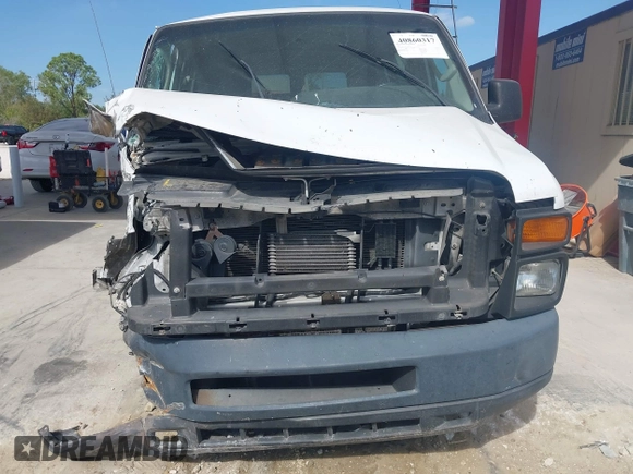 2014 Ford Econoline Passenger XL with VIN 1FBNE3BL5EDB11826, listed as a IAAI auction lot 40860317 with 216,900 mi miles. Bid and sale history available at carsss.com. Image 12.