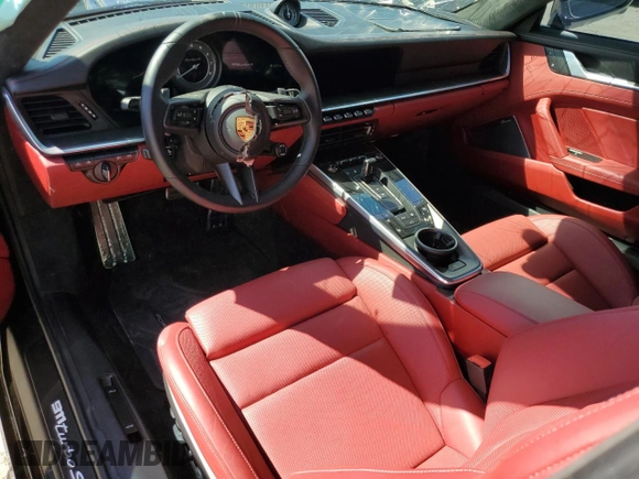 2022 Porsche 911 Turbo S z VIN WP0AD2A91NS255804, wystawiony jako Copart lot #56250395 z przebiegiem 5 193 mil mil oraz Szkoda całkowita • Salvage title. Historia ofert i sprzedaży dostępna na DreamBid. Obrazek 8.