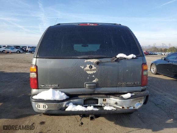 2001 Chevrolet Tahoe LT with VIN 1GNEK13T21J120185, listed as a Copart auction lot 86432744 with 185,055 mi miles and Clean Title. Bid and sale history available at carsss.com. Image 6.