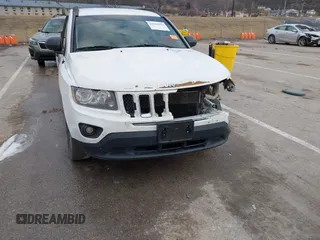 2016 Jeep Compass Sport with VIN 1C4NJDBB5GD804581, listed as a IAAI auction lot 41502976 with 196,351 mi miles and . Bid and sale history available at carsss.com. Image 19.