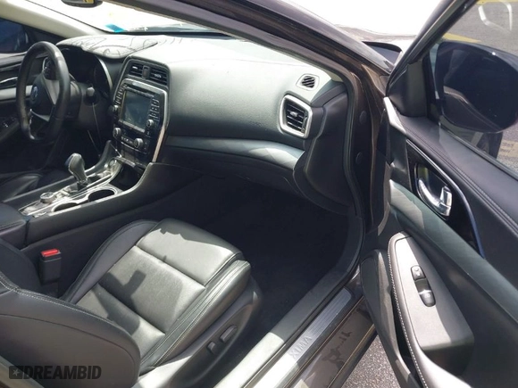 2016 Nissan Maxima 3.5 SR with VIN 1N4AA6AP9GC405420, listed as a IAAI auction lot 41933739 with 59,680 mi miles. Bid and sale history available at carsss.com. Image 5.