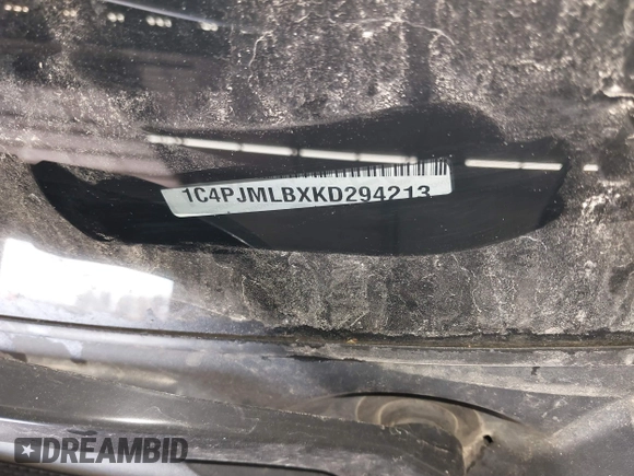 2019 Jeep Cherokee Latitude Plus with VIN 1C4PJMLBXKD294213, listed as a IAAI auction lot 40593826 with 107,332 mi miles. Bid and sale history available at carsss.com. Image 9.