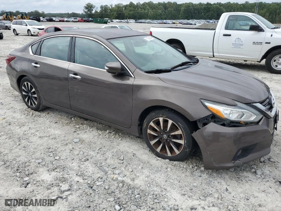 2017 Nissan Altima 2.5 SV with VIN 1N4AL3AP4HC213087, listed as a Copart auction lot 88796425 with 182,312 mi miles and Non Repairable. Bid and sale history available at carsss.com. Image 4.