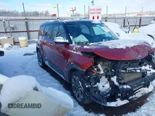 2020 Kia Soul LX with VIN KNDJ23AU0L7121625, listed as a IAAI auction lot 41282949 with 49,153 mi miles. Bid and sale history available at carsss.com. Image 1.