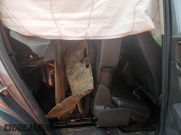 2021 Volkswagen Atlas SE с VIN 1V2LP2CA8MC575636, выставлен на аукционе Copart как лот 56463225 с пробегом Не указан миль и Списание • Salvage title. История ставок и продаж доступна на DreamBid. Изображение 11.