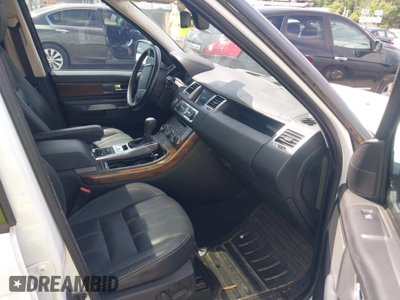 2012 Land Rover Range Rover Sport SC with VIN SALSH2E44CA751313, listed as a IAAI auction lot 42642136 with 123,835 mi miles and . Bid and sale history available at DreamBid. Image 5.