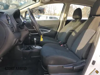 2019 Nissan Note SV z VIN 3N1CE2CP4KL366166, wystawiony jako Copart lot #48246715 z przebiegiem 114 880 mil mil oraz Szkoda całkowita • Salvage title. Historia ofert i sprzedaży dostępna na DreamBid. Obrazek 7.