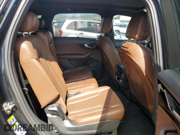 2017 Audi Q7 Premium Plus with VIN WA1LAAF78HD008754, listed as a Copart auction lot 60796555 with 152,920 mi miles and Clean title. Bid and sale history available at DreamBid. Image 10.