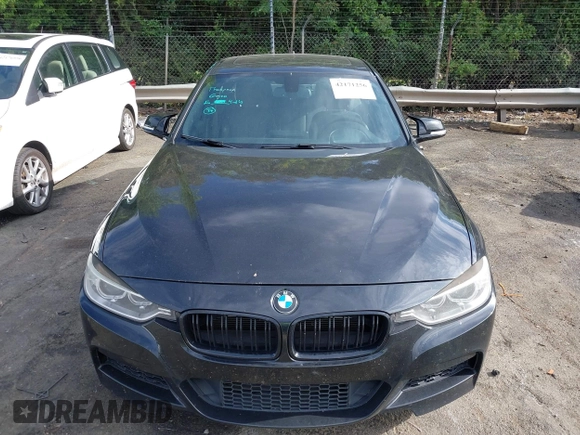 2014 BMW 3 Series 335i z VIN WBA3A9C55EF478907, wystawiony jako IAAI lot #42171256 z przebiegiem 107 119 mil mil oraz . Historia ofert i sprzedaży dostępna na DreamBid. Obrazek 6.