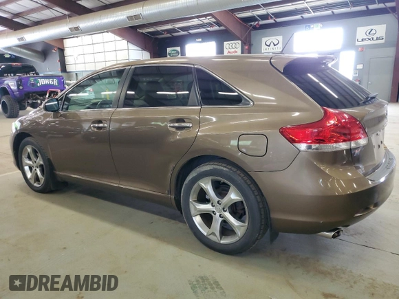 2010 Toyota Venza z VIN 4T3BK3BB7AU028510, wystawiony jako Copart lot #57777535 z przebiegiem 180 343 mil mil oraz Czysty tytuł • Clean title. Historia ofert i sprzedaży dostępna na DreamBid. Obrazek 2.