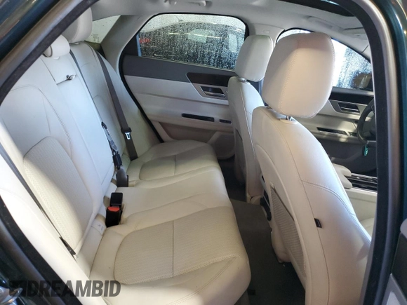 2016 Jaguar XF 35t Prestige with VIN SAJBK4BV1GCY17006, listed as a Copart auction lot 60490704 with 58,250 mi miles and Salvage Title. Bid and sale history available at carsss.com. Image 10.