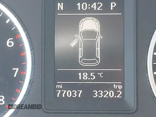 2015 Volkswagen Tiguan SE z VIN WVGBV7AX7FW056002, wystawiony jako IAAI lot #42122641 z przebiegiem 77 037 mil mil oraz . Historia ofert i sprzedaży dostępna na DreamBid. Obrazek 15.