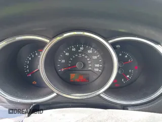 2013 Kia Sorento LX z VIN 5XYKT3A17DG419777, wystawiony jako IAAI lot #42083632 z przebiegiem 146 305 mil mil oraz . Historia ofert i sprzedaży dostępna na DreamBid. Obrazek 7.