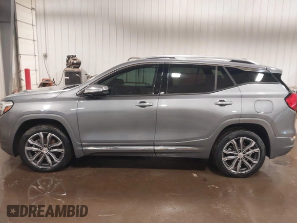 2019 GMC Terrain Denali z VIN 3GKALXEX2KL174723, wystawiony jako IAAI lot #41453790 z przebiegiem 77 193 mil mil oraz . Historia ofert i sprzedaży dostępna na DreamBid. Obrazek 14.
