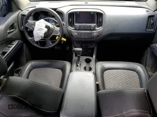 2017 Chevrolet Colorado 2WD Z71 z VIN 1GCGSDEN8H1215457, wystawiony jako Copart lot #43174685 z przebiegiem 98 997 mil mil oraz Szkoda całkowita • Salvage title. Historia ofert i sprzedaży dostępna na DreamBid. Obrazek 8.