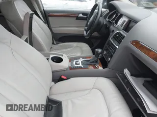 2015 Audi Q7 3.0T Premium Plus with VIN WA1LGAFE7FD013891, listed as a IAAI auction lot 41819325 with 999,999 mi miles. Bid and sale history available at carsss.com. Image 5.
