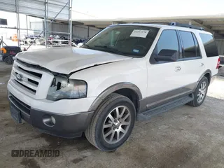 2011 Ford Expedition XLT z VIN 1FMJU1H56BEF10935, wystawiony jako IAAI lot #41923570 z przebiegiem 145 389 mil mil oraz . Historia ofert i sprzedaży dostępna na DreamBid. Obrazek 17.