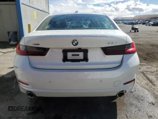 2024 BMW 3 Series 330i xDrive with VIN 3MW89FF07R8E09258, listed as a Copart auction lot 49174225 with 34,432 mi miles and Salvage Title. Bid and sale history available at carsss.com. Image 6.