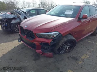2022 BMW X6 xDrive40i with VIN 5UXCY6C02N9N38589, listed as a IAAI auction lot 41450102 with 1 mi miles. Bid and sale history available at carsss.com. Image 6.