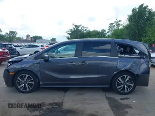 2022 Honda Odyssey Touring with VIN 5FNRL6H89NB008814, listed as a IAAI auction lot 42597738 with 49,933 mi miles and . Bid and sale history available at DreamBid. Image 14.