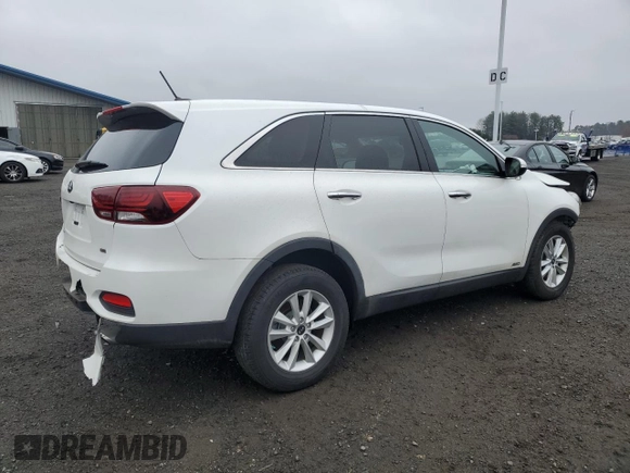 2019 Kia Sorento LX z VIN 5XYPGDA36KG458665, wystawiony jako Copart lot #51441815 z przebiegiem 60 637 mil mil oraz Czysty tytuł • Clean title. Historia ofert i sprzedaży dostępna na DreamBid. Obrazek 3.