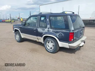 1991 Ford Explorer z VIN 1FMCU24X0MUA91155, wystawiony jako IAAI lot #42314856 z przebiegiem 75 836 mil mil oraz . Historia ofert i sprzedaży dostępna na DreamBid. Obrazek 3.