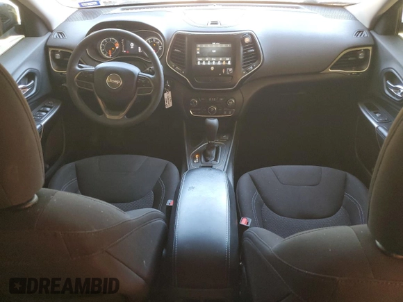 2019 Jeep Cherokee Latitude z VIN 1C4PJLCB0KD340500, wystawiony jako Copart lot #54193245 z przebiegiem 138 517 mil mil oraz Szkoda całkowita • Salvage title. Historia ofert i sprzedaży dostępna na DreamBid. Obrazek 8.