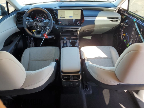 2024 Lexus RX with VIN 2T2BAMCA8RC067526, listed as a Copart auction lot 87695555 with 7,858 mi miles and Salvage Title. Bid and sale history available at carsss.com. Image 8.